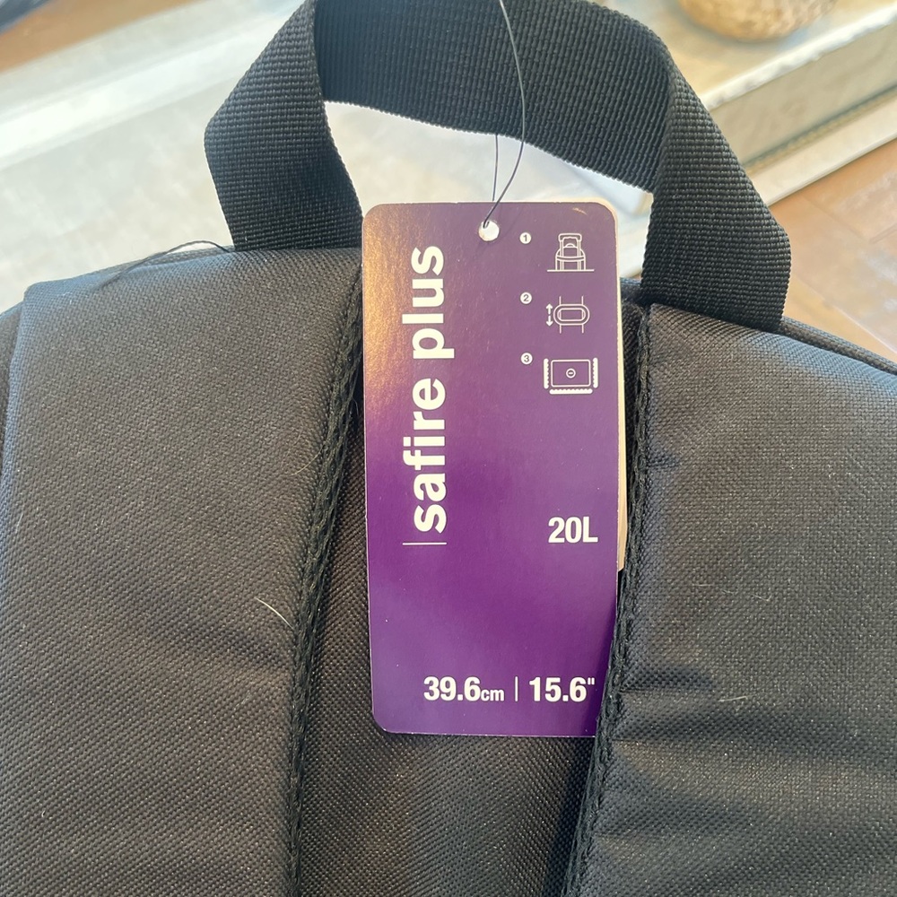 Targus Backpack - Picture 2 of 3